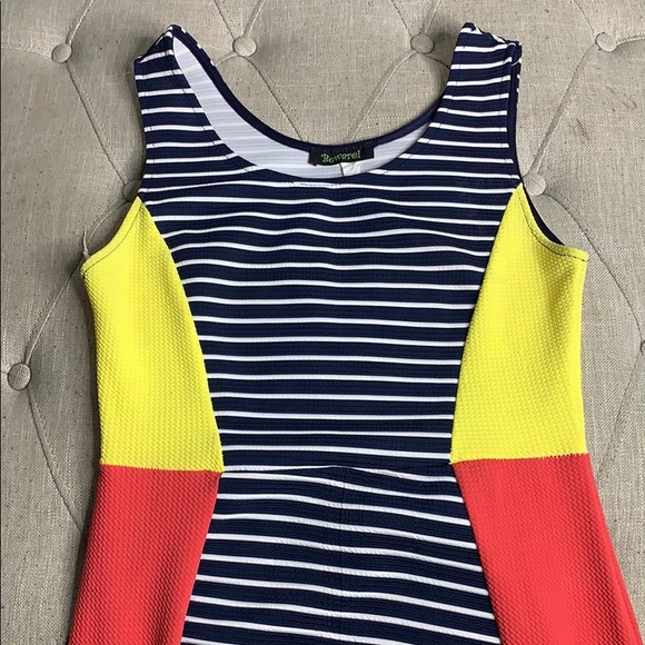 Mid dress - Picture 2 of 4